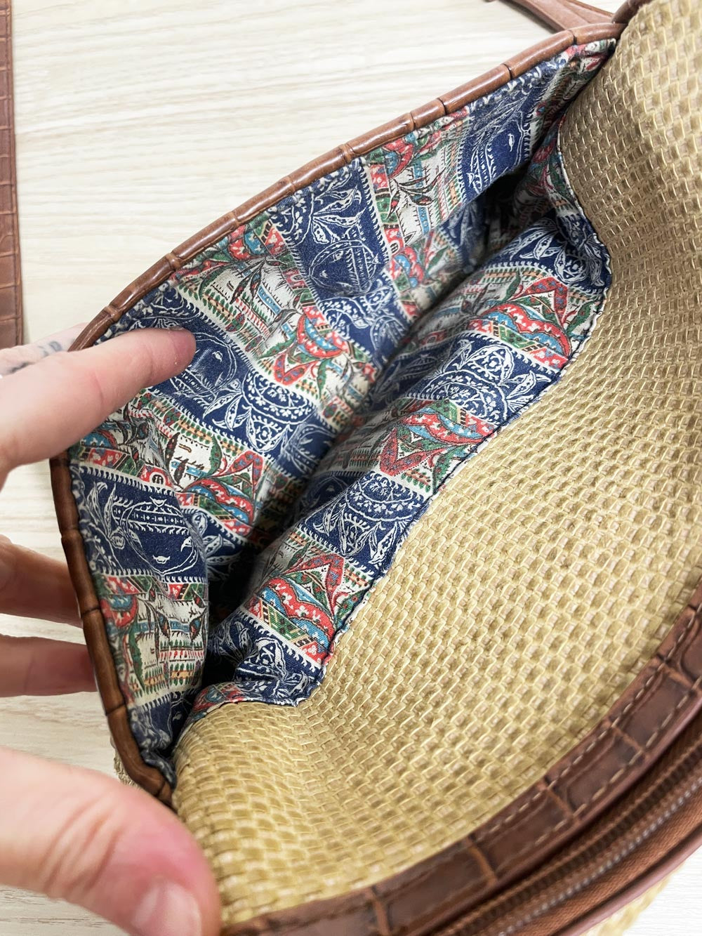 vintage bueno woven floral crest shoulder bag
