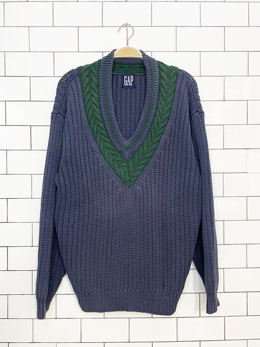vintage 90s gap heavyweight knit v-neck cricket sweater