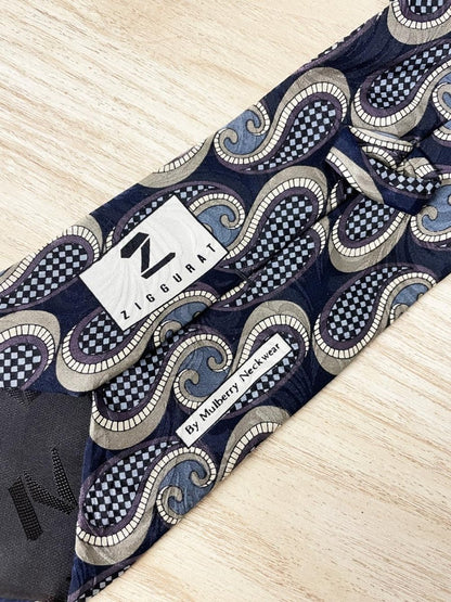 vintage ziggurat 100% mulberry silk paisley tie - good market thrift store