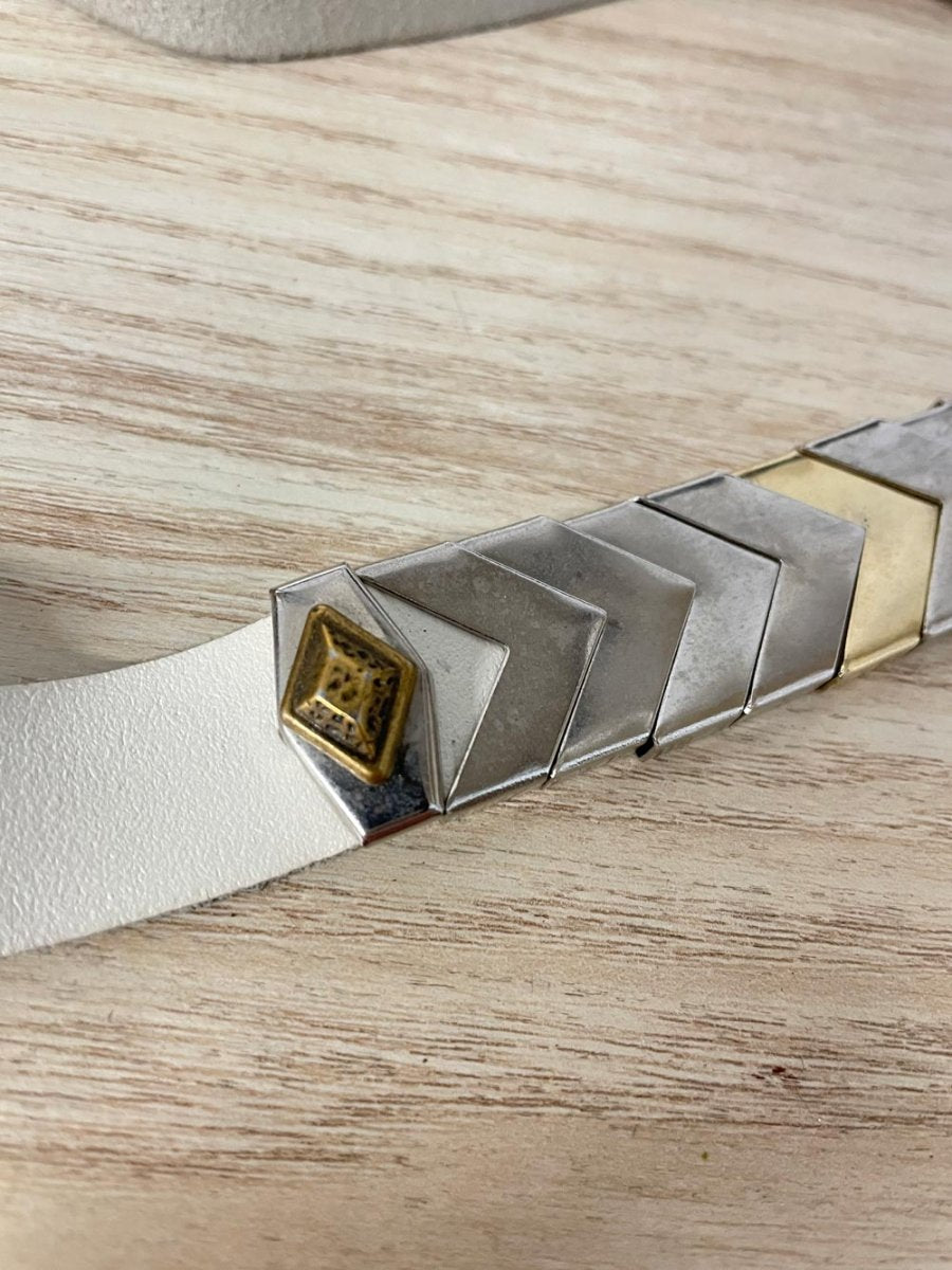 vintage metal chevron leather belt - good market thrift store