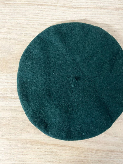vintage 100% wool beret - good market thrift store