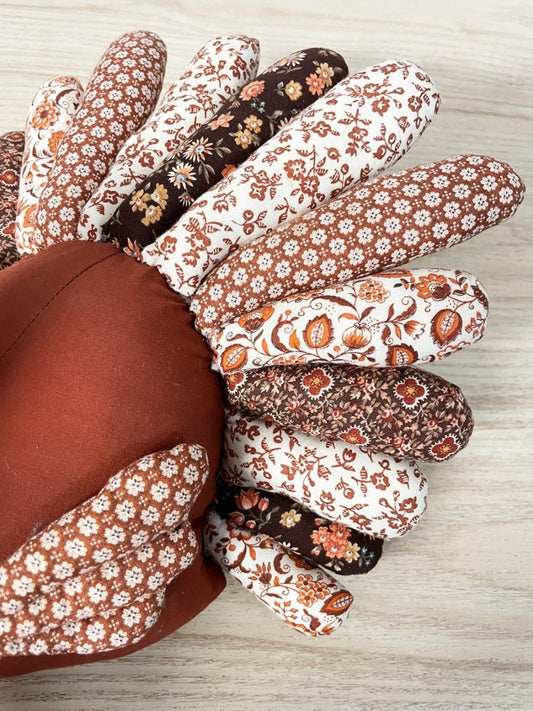 vintage handmade quilted thanksgiving turkey decor - good market thrift store