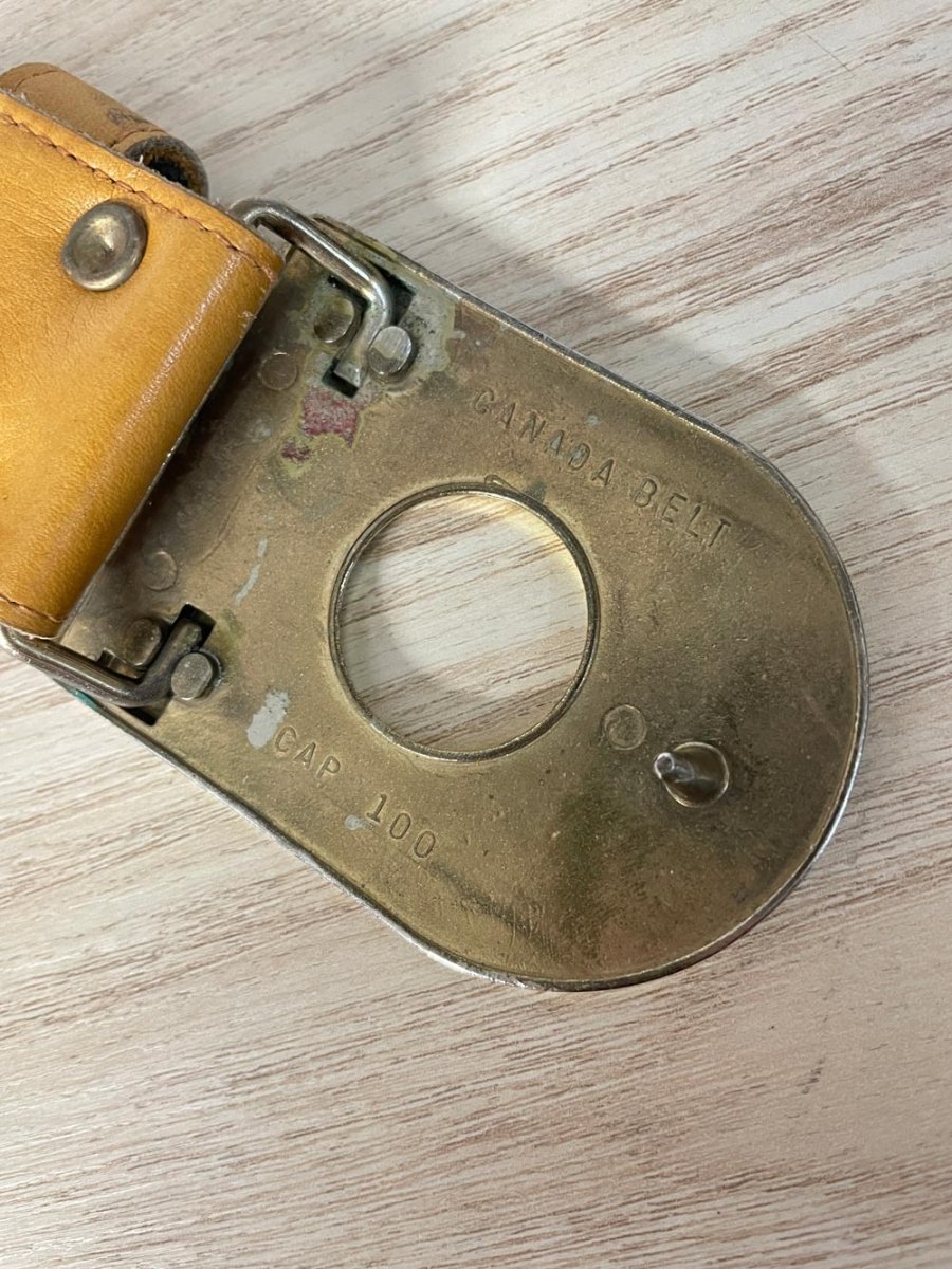 vintage mod brass buckle minimal leather belt - good market thrift store