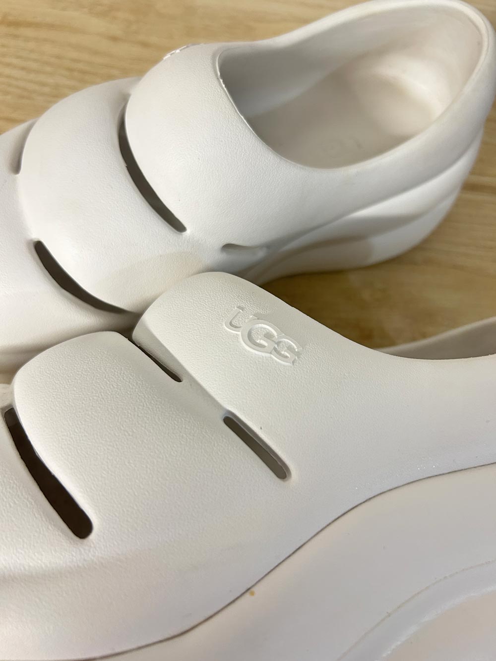 ugg sport yeah foam clog - good market thrift store