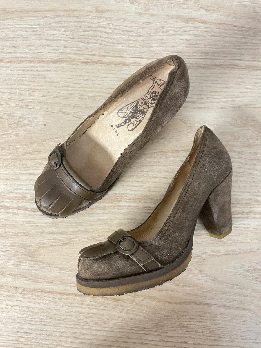 fly girl london tassel leather heeled loafer - good market thrift store