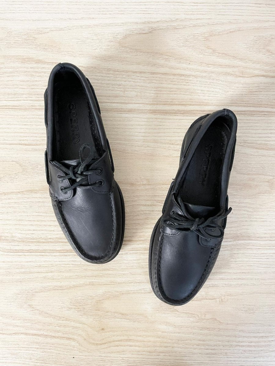 nwot sperry original 2 - eye leather boat shoe - good market thrift store