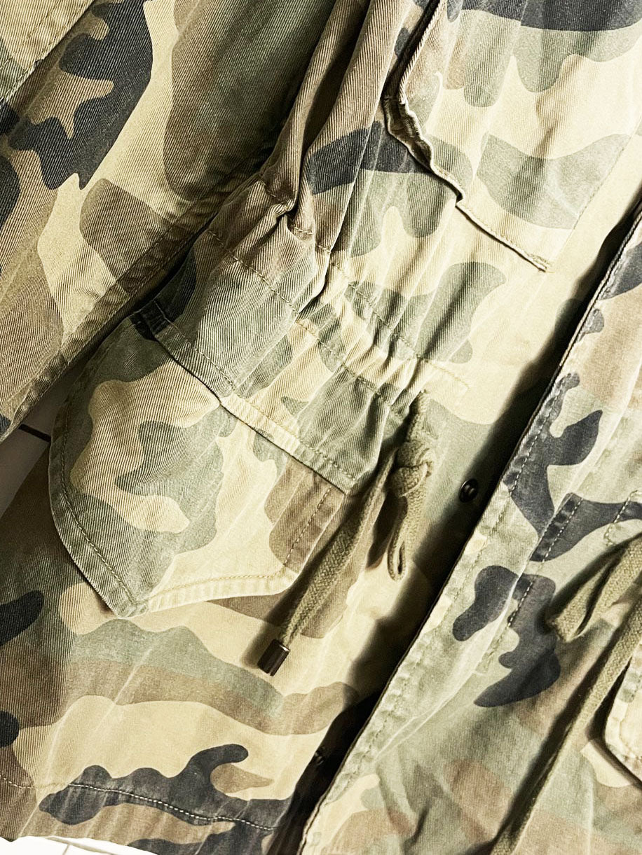 club monaco camo zip up cinch waist light utility jacket