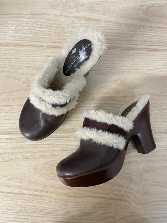 y2k tommy hilfiger faux fur heeled clogs - good market thrift store