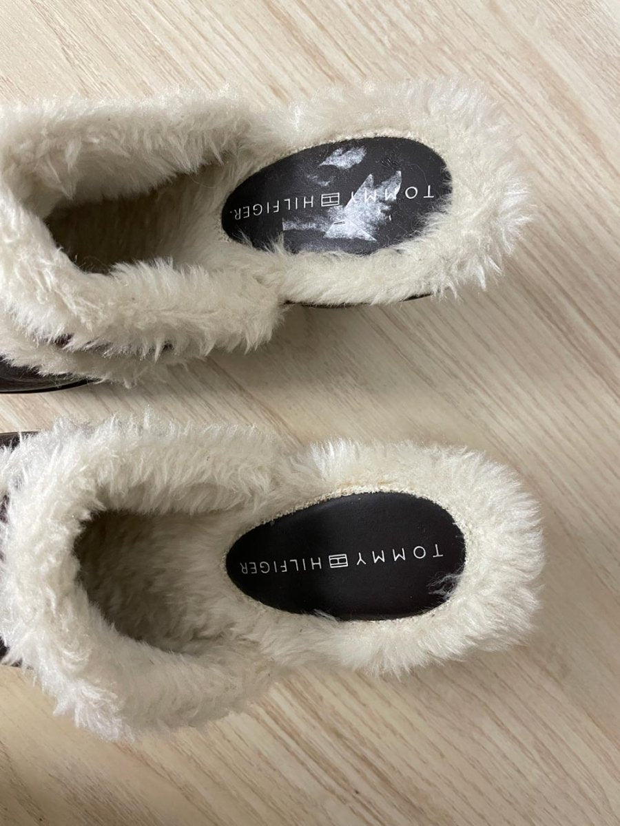 y2k tommy hilfiger faux fur heeled clogs - good market thrift store