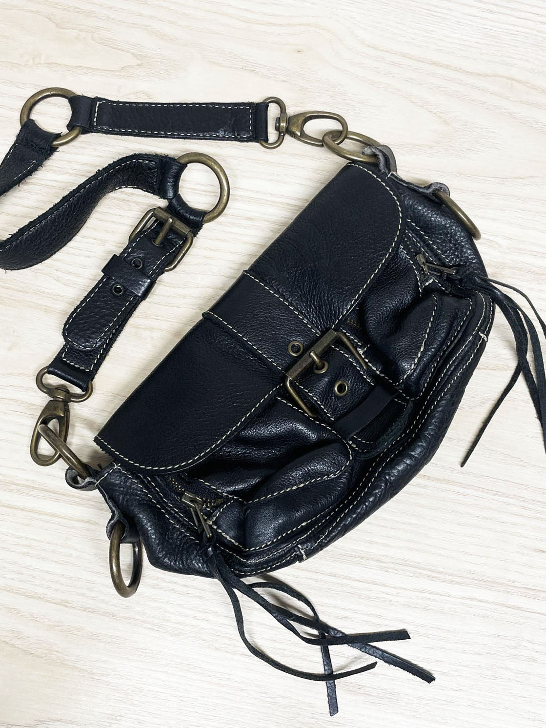 y2k roots emily soho pebbled leather buckle shoulder bag