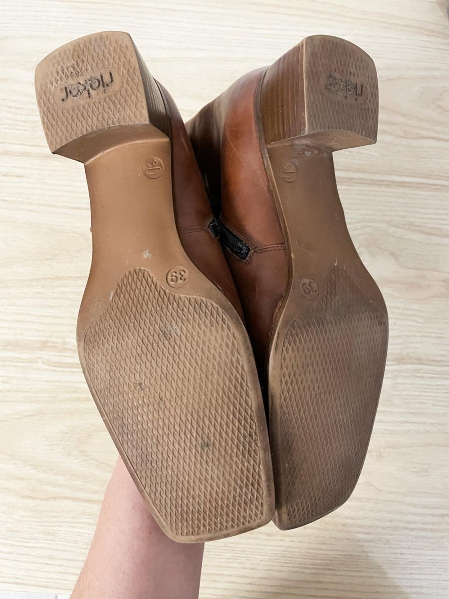 y2k reiker boho flower patch square toe leather boot - good market thrift store