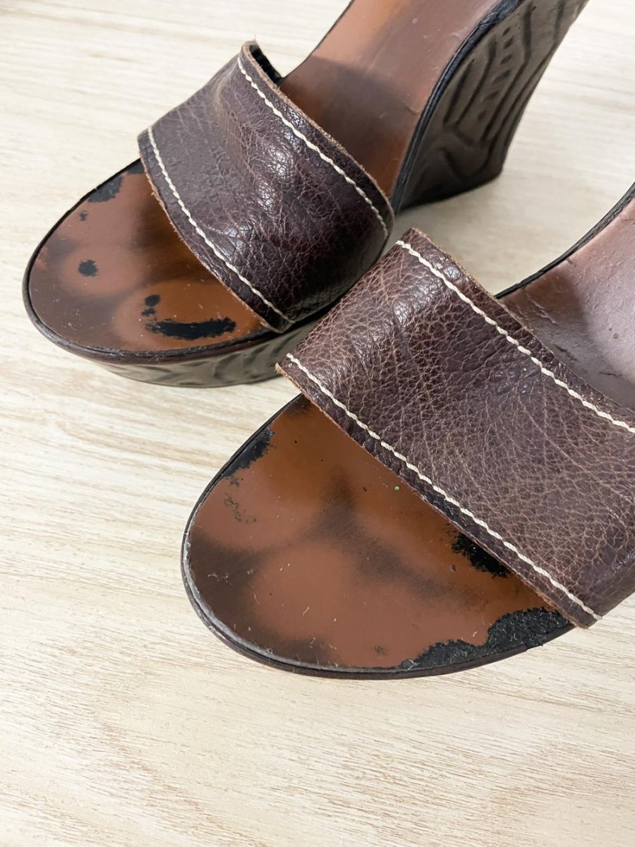 y2k aldo tooled leather wedge platform sandal | made in Italy - good market thrift store