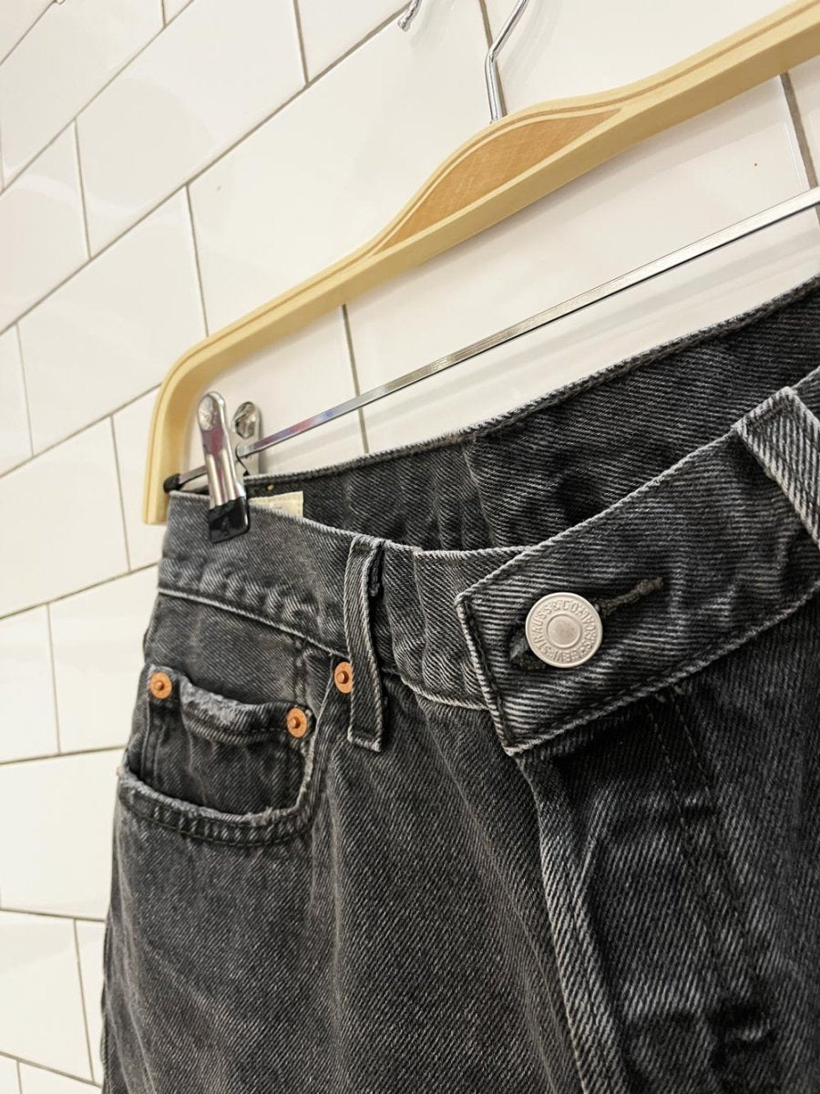 levis 501 long denim shorts - good market thrift store