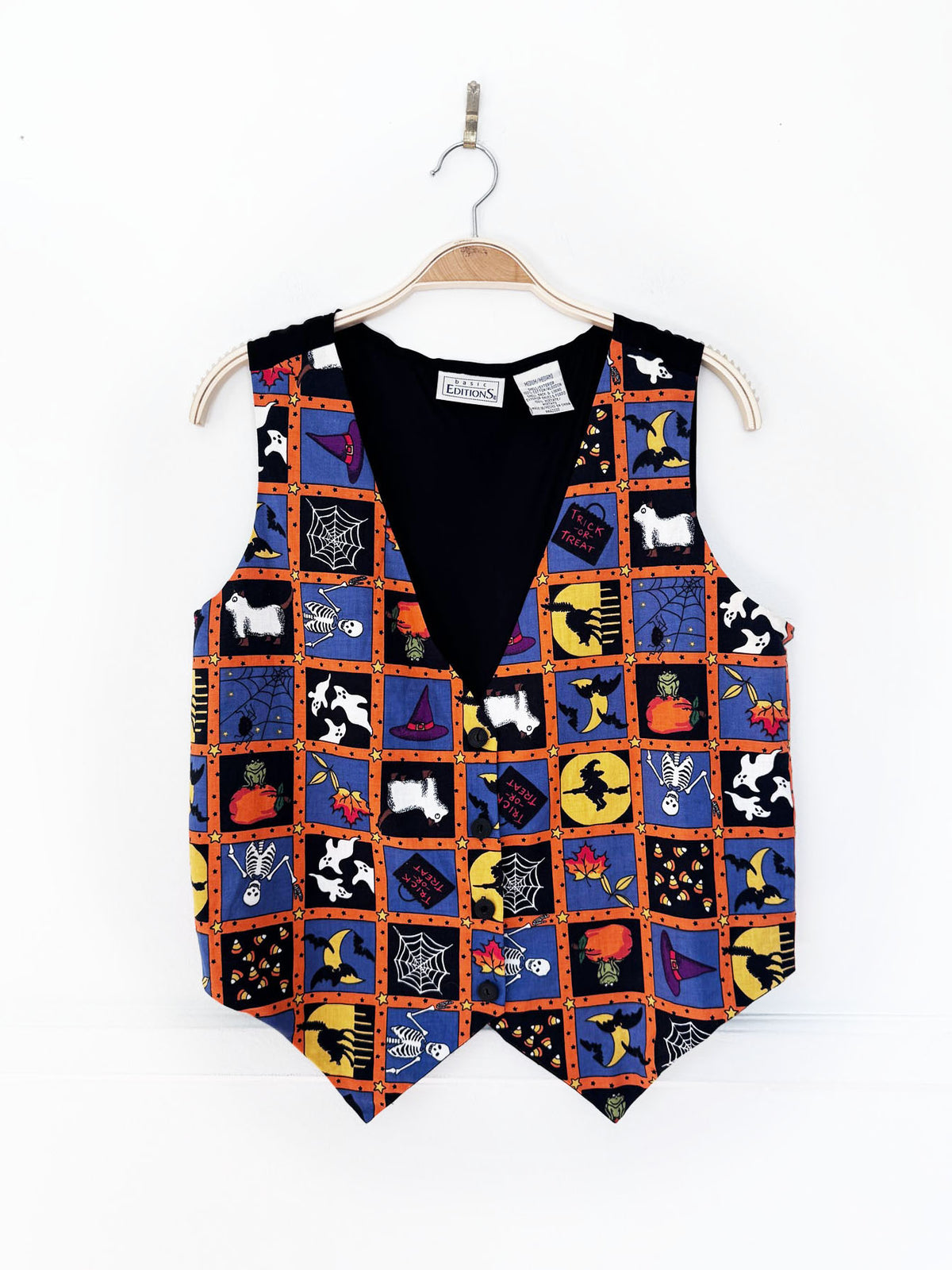 vintage 00s basic editions halloween print vest