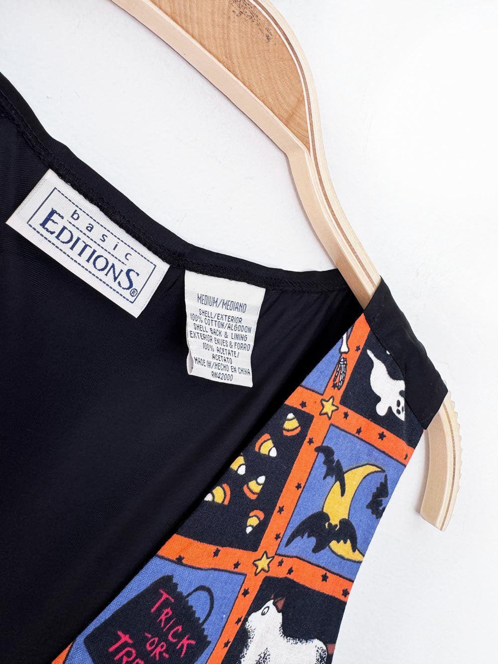 vintage 00s basic editions halloween print vest
