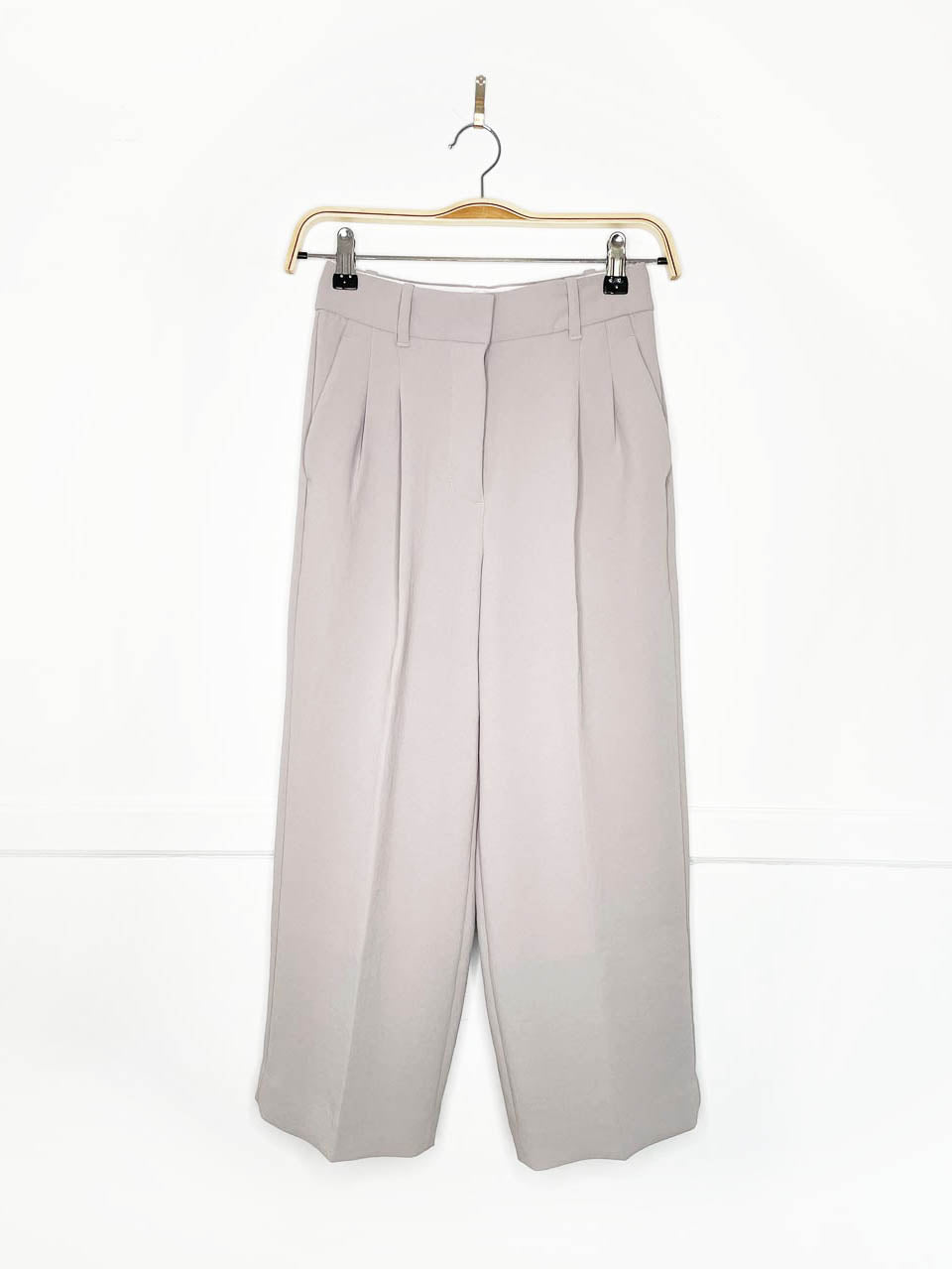 wilfred effortless pleated high rise trouser | aritzia