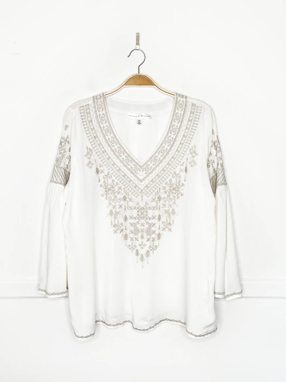 chelsea & theodore embroidered boho blouse