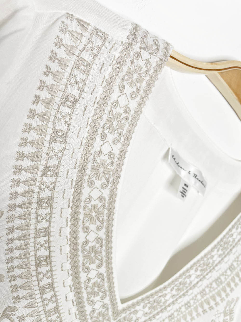 chelsea & theodore embroidered boho blouse
