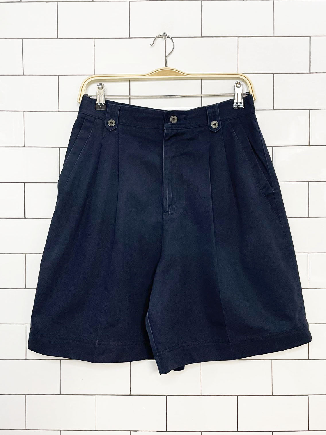 vintage 90s lizsport pleated trouser shorts