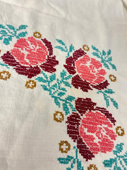 vintage linen floral embroidered crochet trim tablecloth - good market thrift store