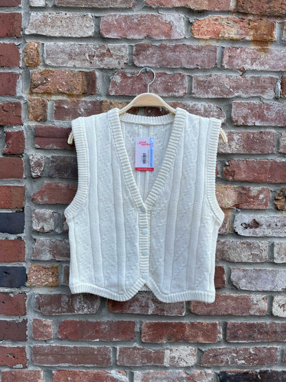 vintage cable knit sweater vest