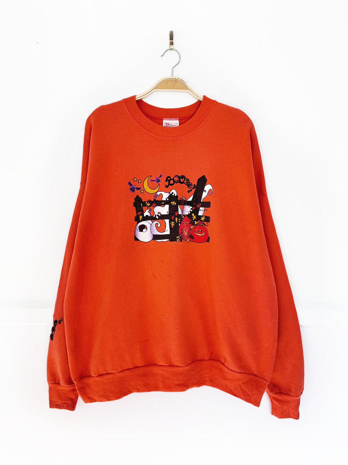 vintage hanes spooky halloween graphic sweatshirt