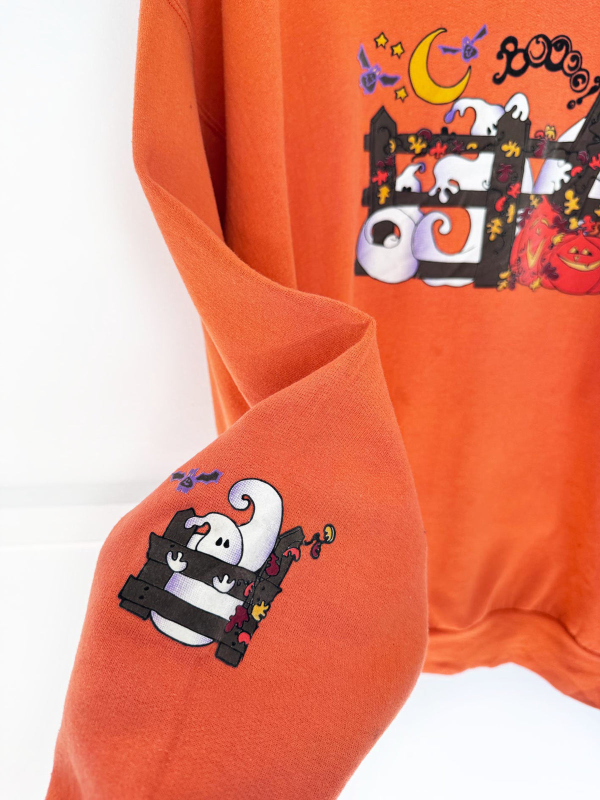 vintage hanes spooky halloween graphic sweatshirt