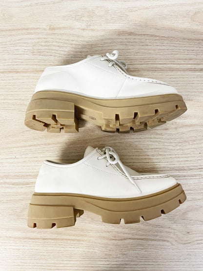 cushionaire leather chunky lug sole loafer - good market thrift store