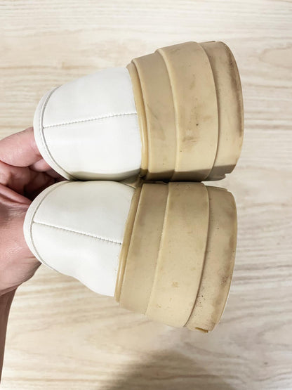 cushionaire leather chunky lug sole loafer - good market thrift store