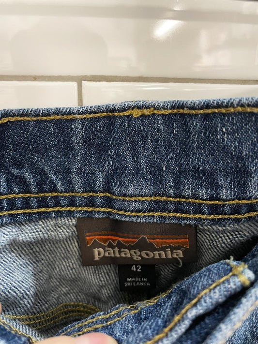 patagonia carpenter jeans - good market thrift store