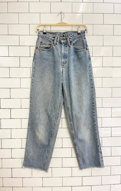 vintage 90s levis 585 baggy leg raw hem jeans - good market thrift store