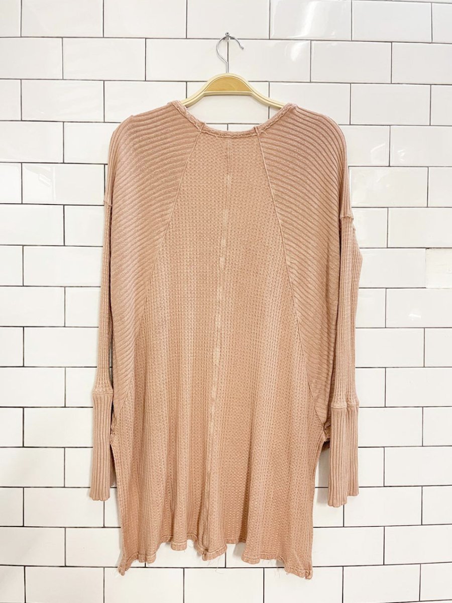 free people ventura oversized waffle long sleeve thermal - good market thrift store