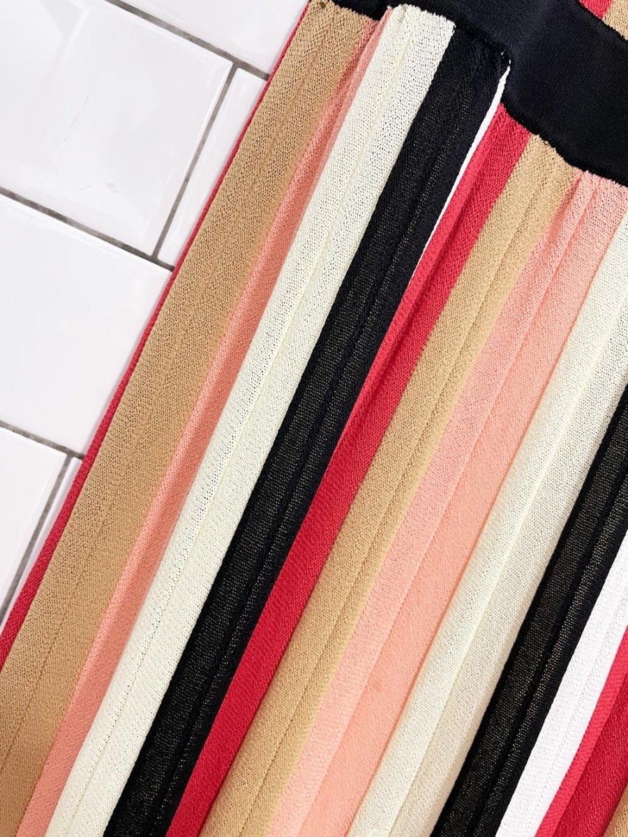 yest netherlands pleated stripe knit sleeveless maxi dress - good market thrift store