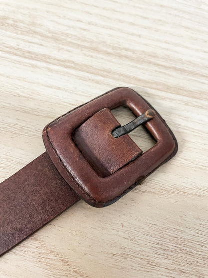 gap leather buckle natural belt - good market thrift store
