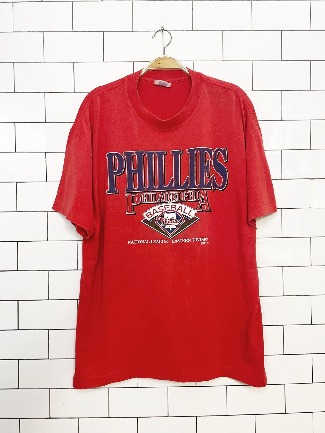 vintage 90s phillies baseball MLB soft single stitch tee | made in usa | trench