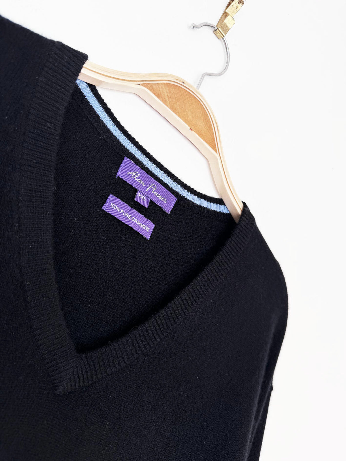alan flusser cashmere knit v-neck sweater