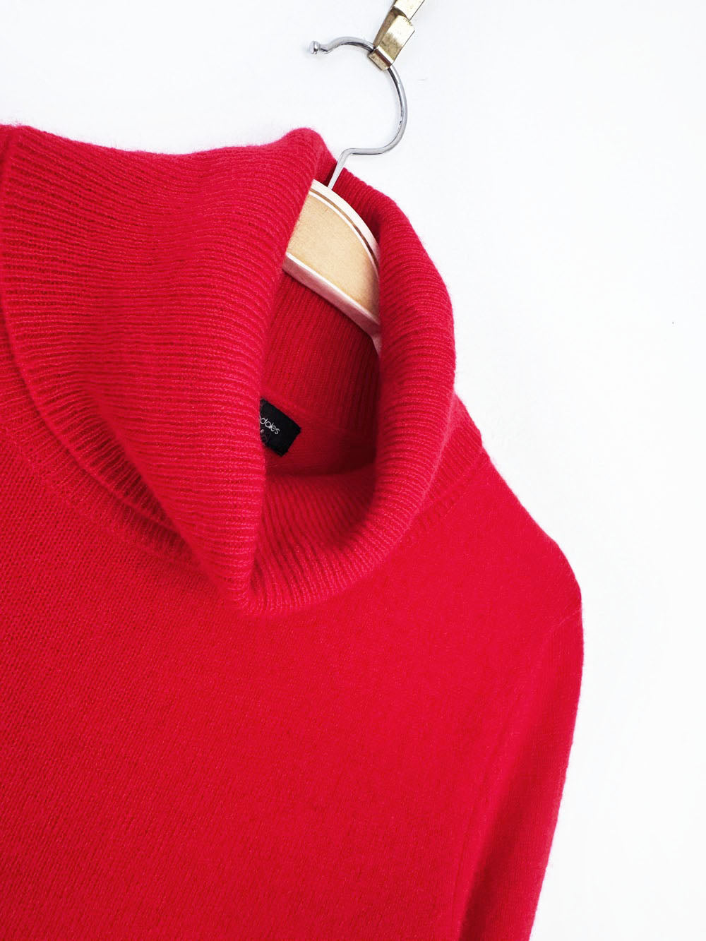 bloomingdales 100% cashmere knit turtleneck sweater