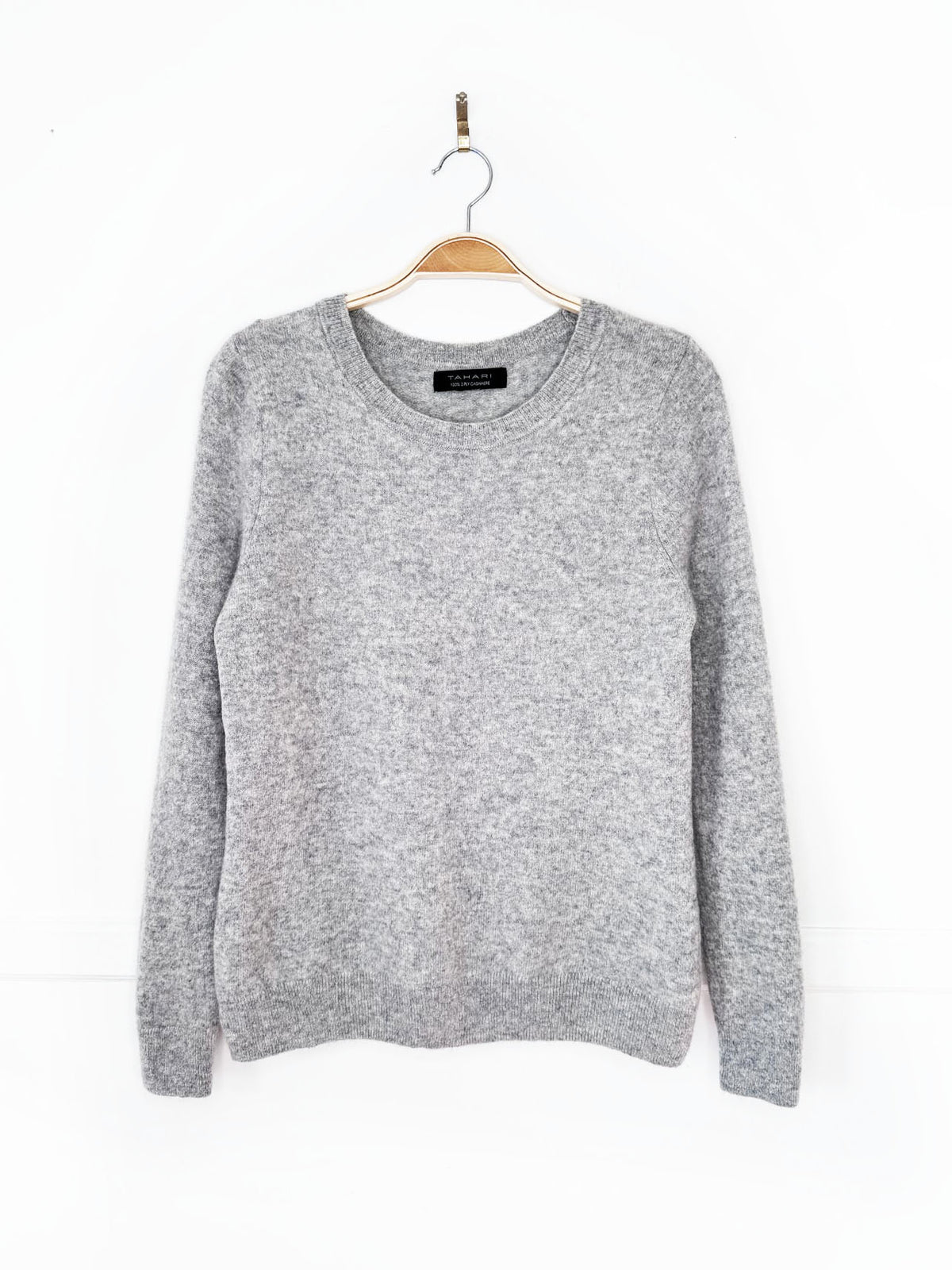 tahari 100% cashmere knit sweater