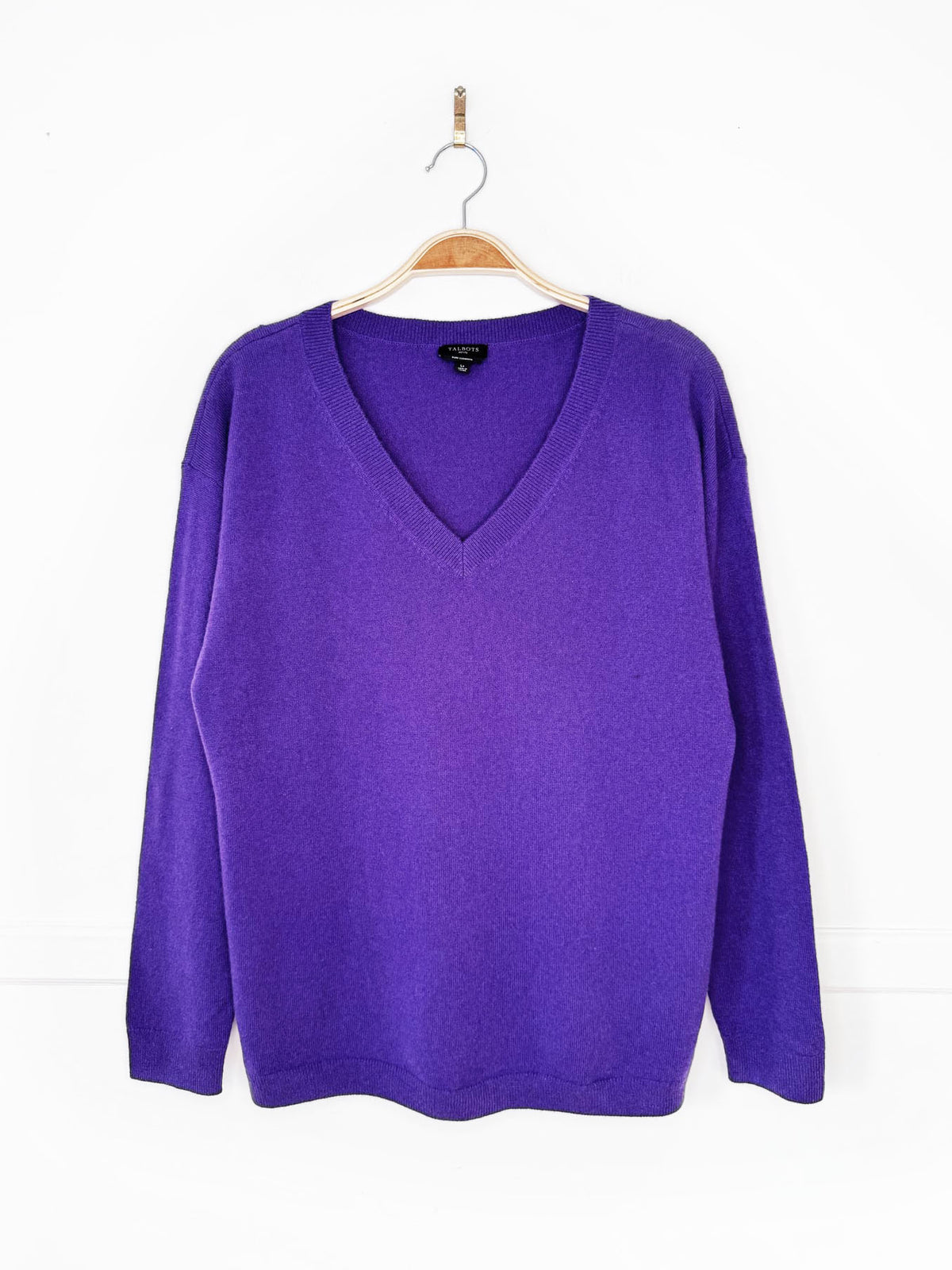 talbots 100% cashmere knit v-neck sweater
