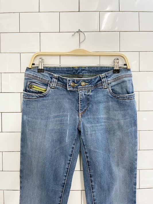 vintage 00s h&m low - waist bootcut jeans - good market thrift store