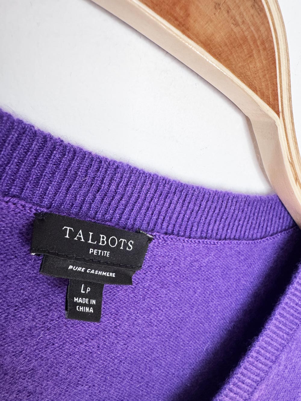 talbots 100% cashmere knit v-neck sweater