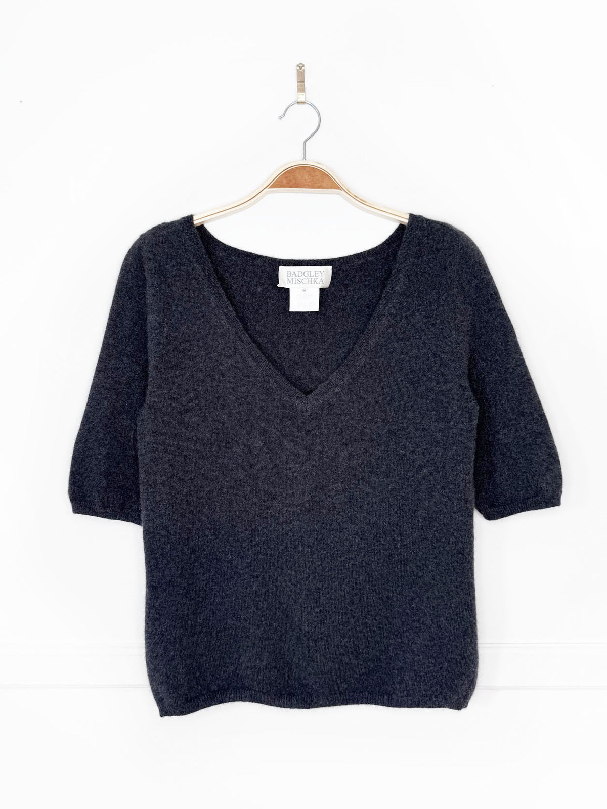 vintage badgley mischka cashmere-wool knit short sleeve v-neck sweater top