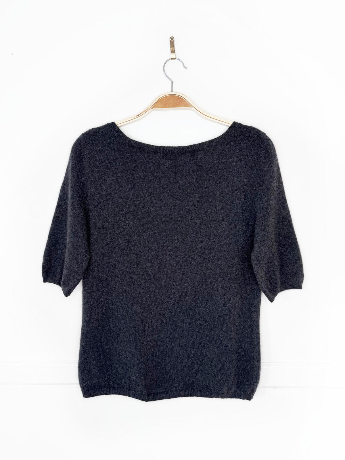 vintage badgley mischka cashmere-wool knit short sleeve v-neck sweater top