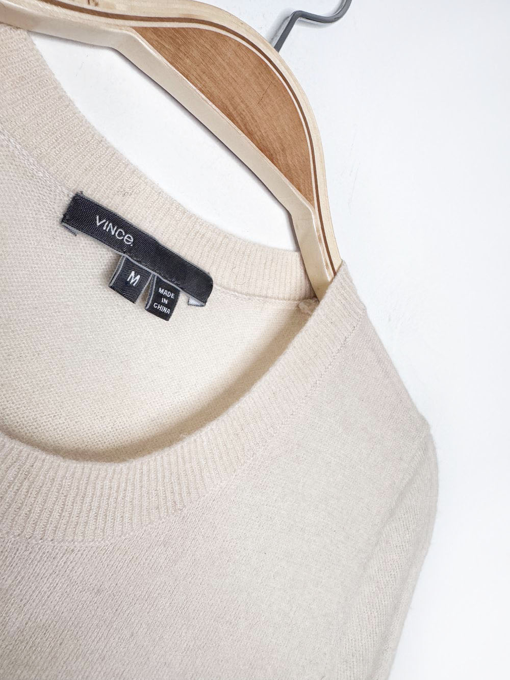 vince 100% cashmere knit two-tone sweater