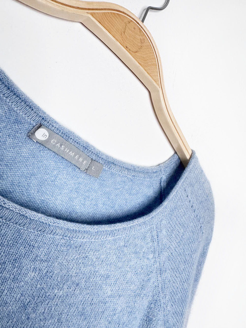 in cashmere 100% cashmere knit sweater