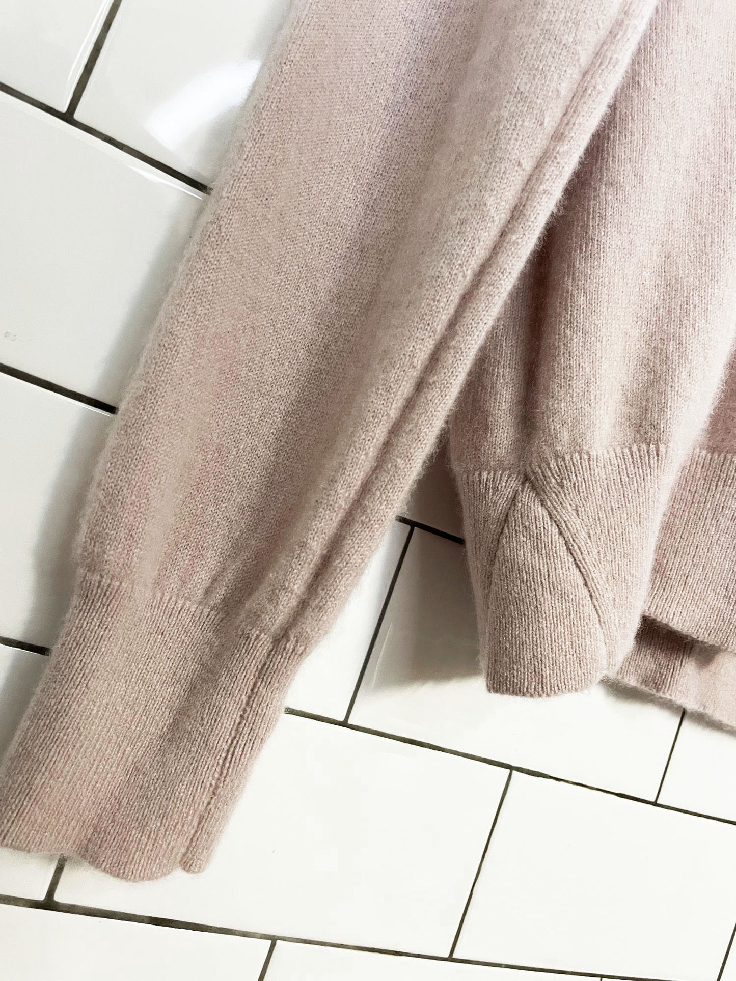 club monaco 100% recycled cashmere sweater