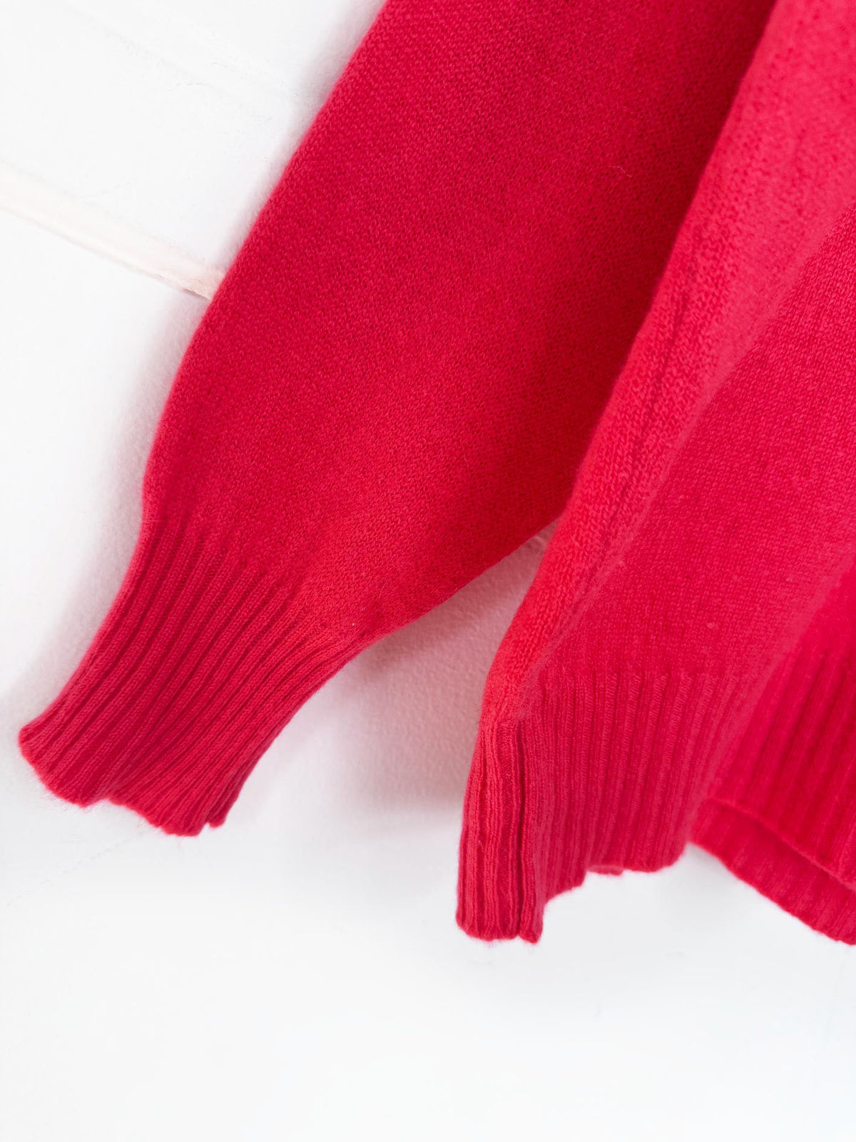 m.bardelli milano 100% cashmere knit v-neck sweater | spun in Scotland