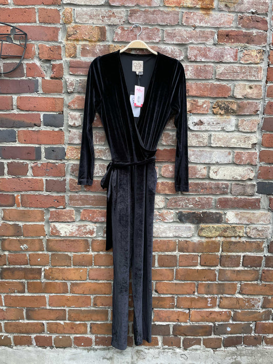 nwt chaser velvet wrap long sleeve jumpsuit