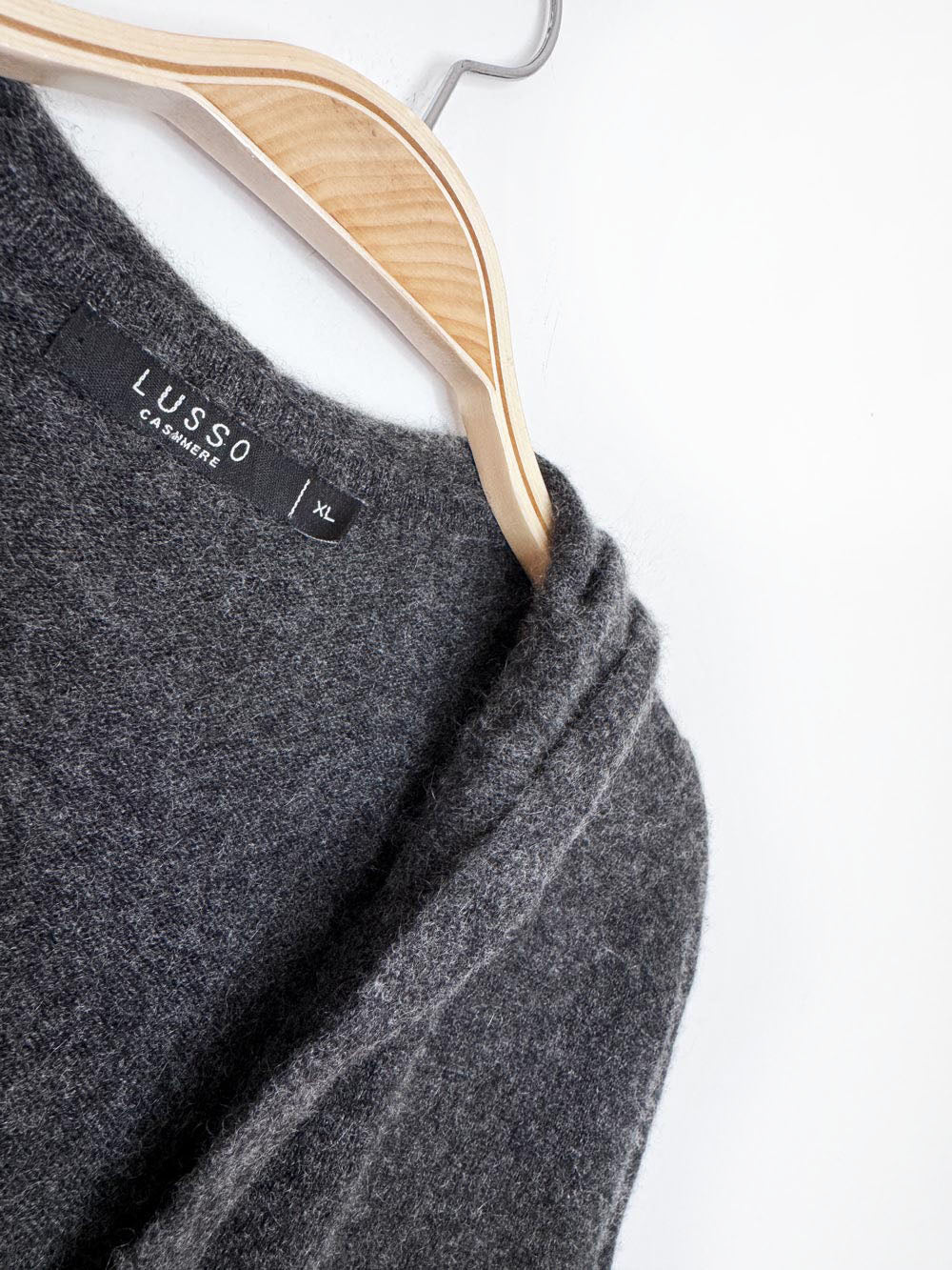 lusso 100% cashmere knit hooded sweater