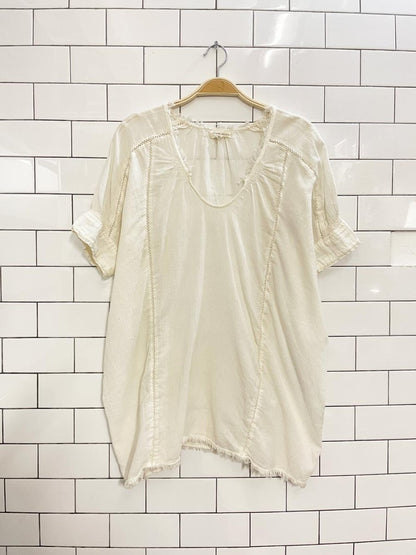 azure skies oversized eyelet trim light cotton shirt - good market thrift store